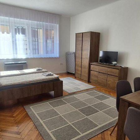 Downtown Studio Apartman بيتْش المظهر الخارجي الصورة