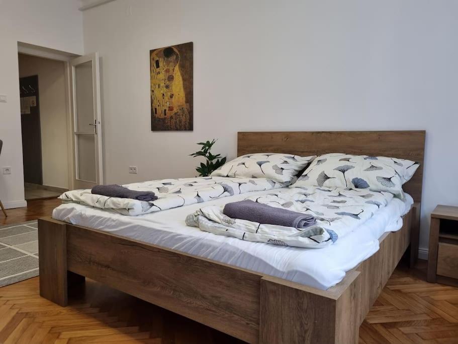 Downtown Studio Apartman بيتْش المظهر الخارجي الصورة