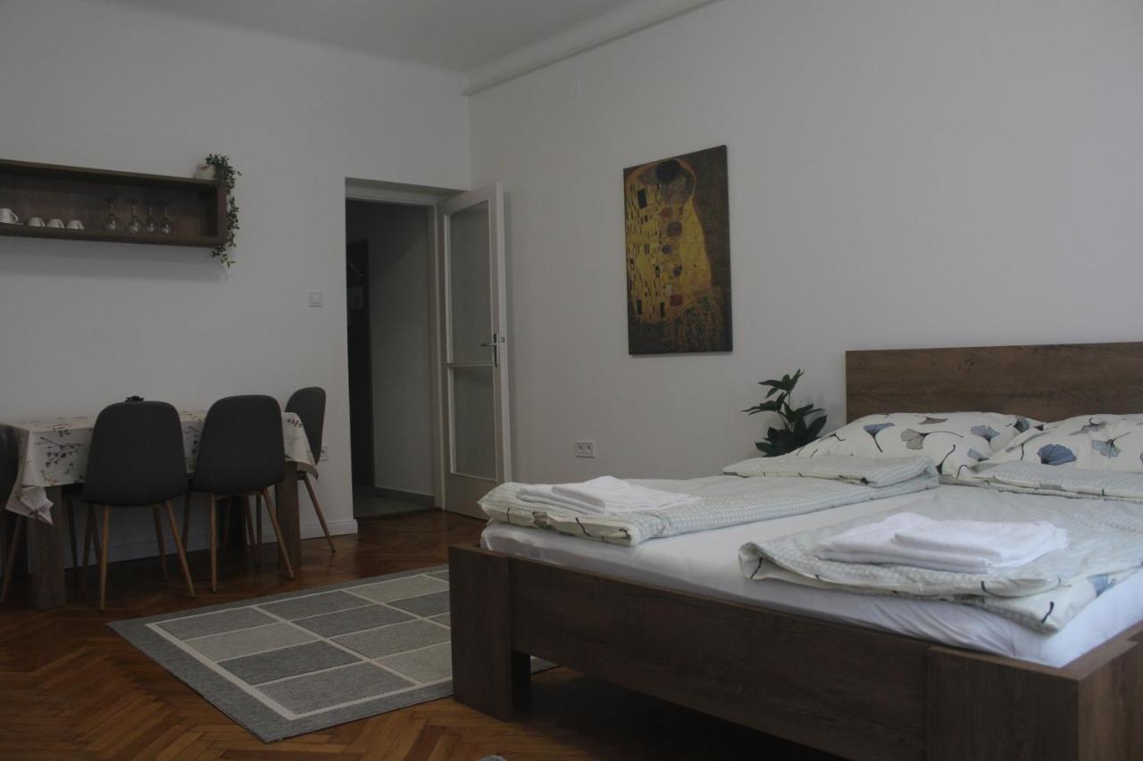 Downtown Studio Apartman بيتْش المظهر الخارجي الصورة